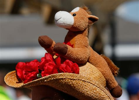 The 20 Craziest Most Outlandish Hats Weve Seen At The Kentucky Derby