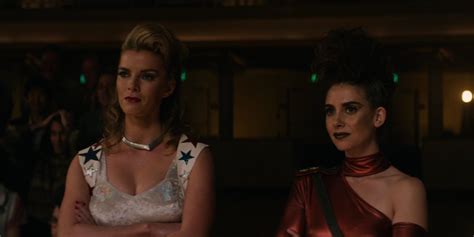 Debbie Betty Gilpin And Ruth Alison Brie In Glow 2017 S01e10 Netflix 2017 Betty Gilpin