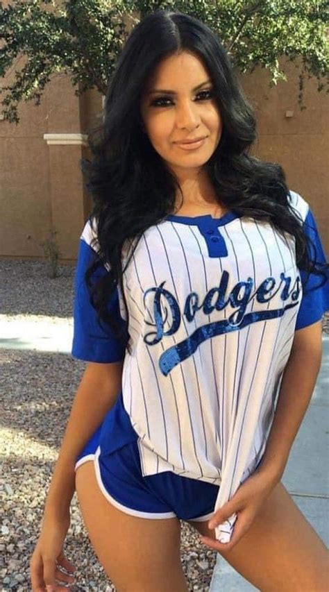 Pin By William Medina On Dodger Blues Dodgers Girl Latina Fashion