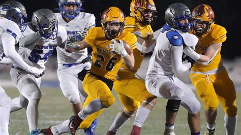 Michigan High School Football Regional Finals Davison Stays Grounded