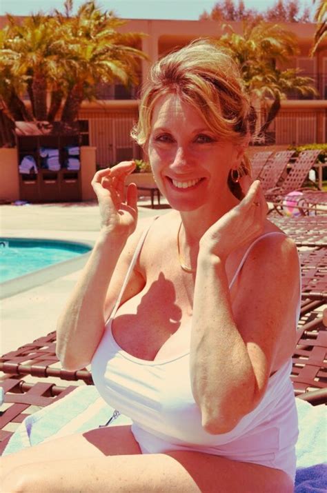 Big90s Nancy Quill On Vacation Porn Photo Pics