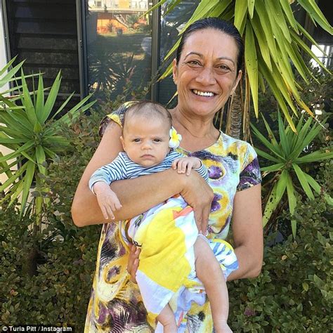 Turia Pitt Explains Tahitian Roots In Instagram Baby Pic Daily Mail Online