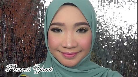 I made this tutorial simple and easy. Makeup Tutorial : Mekap Simple Hari Guru! - YouTube