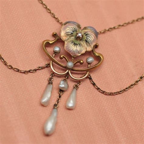 C 1900 Art Nouveau Enamel Pansy Necklace Pippin Vintage Jewelry