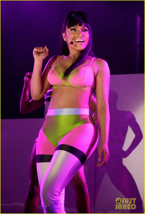 Nicki Minaj Shows Off Killer Curves In Neon Spandex Photo 3382337 Chris Brown David Guetta