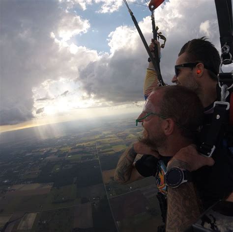 Skydiving Cost In St Louis And What Is Included Skydive Stl