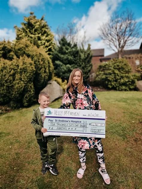 Lanarkshire Mum Battling Cancer For The Third Time Overwhelmed By Donations To Pay Mortgage