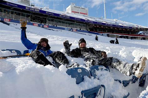 Bills Stadium Is Covered In Snow And Buffalo Fans Dont Care