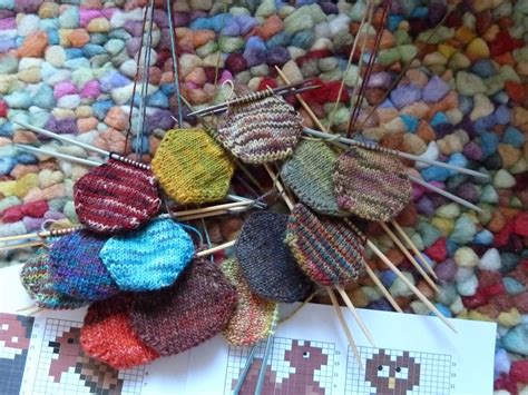 Another thing you can do is add poppies and violets to your beekeeper's quilt. If you have spent any time on ravelry recently, you have ...