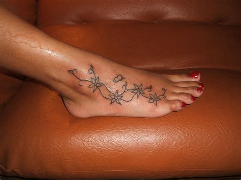 Flower Tattoos On Foot ~ Info