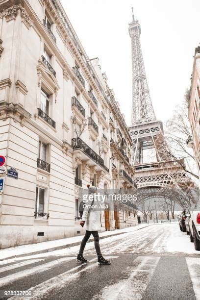 Eiffel Tower Snow Photos And Premium High Res Pictures Getty Images