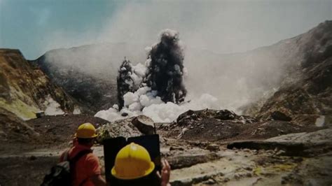 The Volcano Rescue From Whakaari Explained What Happened To The
