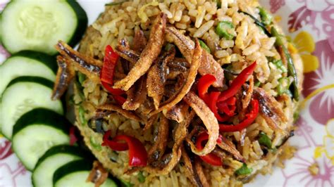 My mum lives in malaysia and nasi goreng can mean anything. Nasi goreng kampung - How to cook the best Indonesian ...