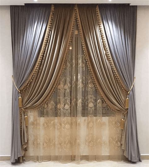 35 Wonderful Elegant Curtains Ideas For Living Room Decor