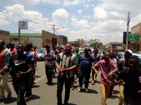 Tension In Limbe Vendors Against Winikos Demonstrations Face Of Malawi