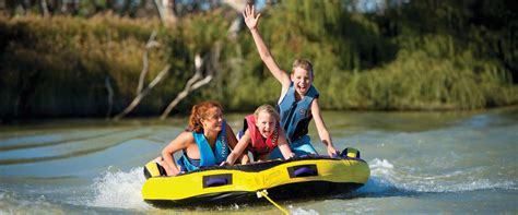 It is known to be a boating paradise for boaters of all kinds. Kids & Family Activities In Murray River, Lakes & Coorong ...