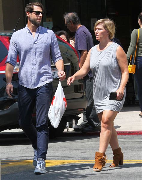 Photo Jennie Garth et Dave Abrams en pleine séance de shopping à Los