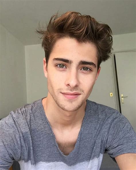 Instagram Pierredbl Beautiful Men Faces Gorgeous Men Haircuts For Men Mens Hairstyles Mens