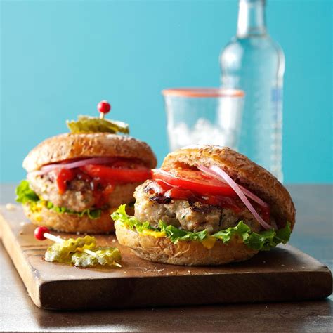 Try This Turkey Burger Recipe For Juicy Tender Patties That Make A
