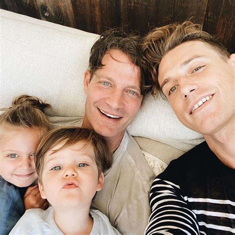 Watch Nate Berkus And Jeremiah Brent Move Back Into Former Nyc Apartment