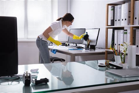 Differences Between Janitorial Cleaning And Commercial Cleaning