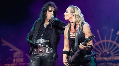 Nita Strauss Officially Comes Back To Alice Coopers Band Alice Says