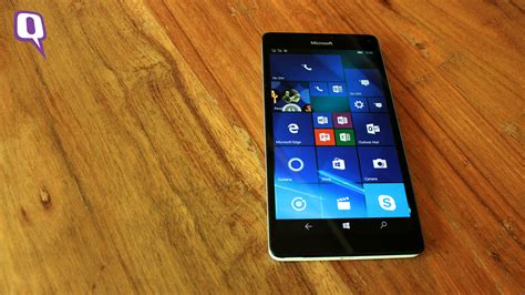 Review Microsoft Lumia 950xl Is All About The Carl Zeiss Camera