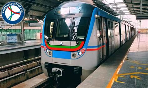 hyderabad metro sets a record with 5 1 lakh passengers travelling on a single day