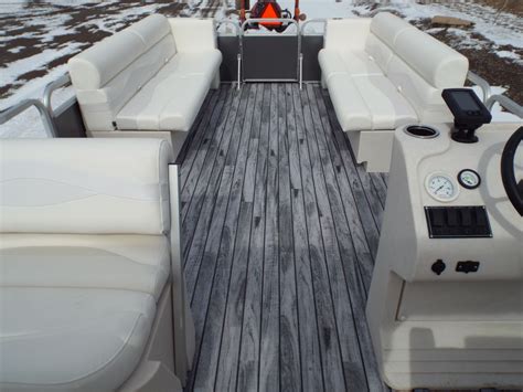 Marine Vinyl Flooring For Boats Viewfloor Co