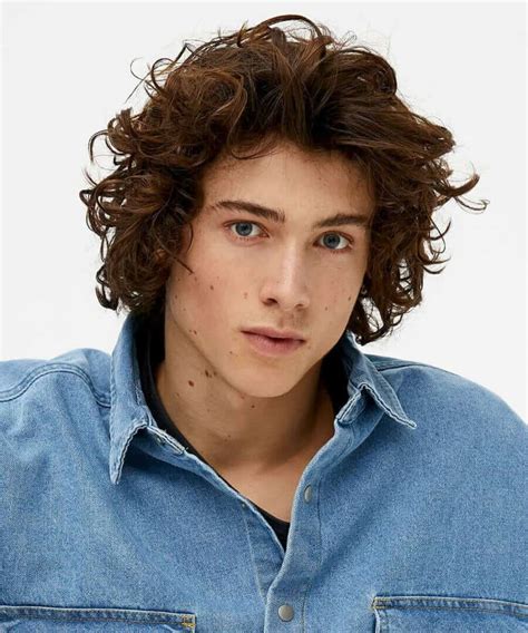 Details More Than 161 Curly Hair Hairstyle For Men Latest Camera Edu Vn