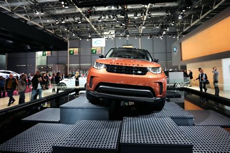 Toutes les innovations du domaine. Salon de l'automobile Paris 2016 : bilan - Automoto 24h