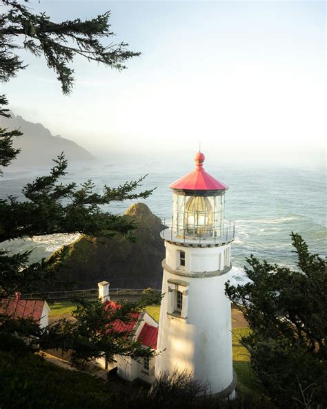 White Lighthouse · Free Stock Photo