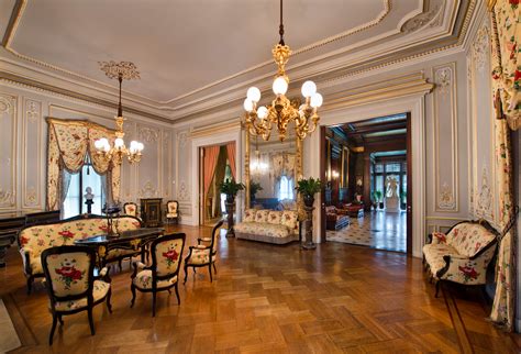 Château Sur Mersetting The Stage For Gilded Age Antiques And The
