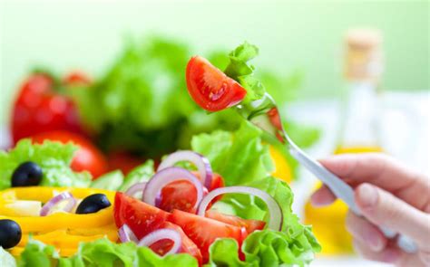 What things should be eaten by people with ulcerative colitis? healthnacity.com » Ulcerative colitis - Food to eat and avoid