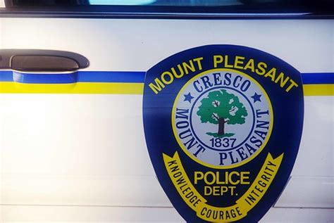 Town Of Mount Pleasant Police Department Squad Car Logo Charleston