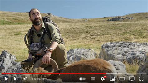 Video Chasse Dun Grand Mouflon Dans Le Cantal Le Chasseur Français