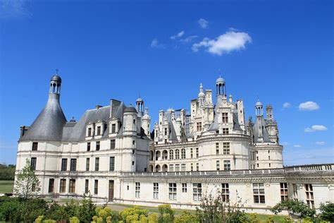 Loire Valley Castles Tour With Lunch Paris Hotel Pick Up And Return