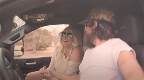 Watch Chris Janson All I Need Is You Video With Wife Kelly 1013 Kfdi