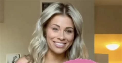 Ex Ufc Star Paige Vanzant Poses Naked On Bed For Private Content
