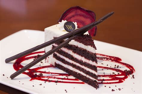 Filered Velvet Cake Waldorf Astoria Wikimedia Commons
