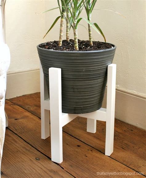 Diy Plant Stand With Free Plans Jaime Costiglio