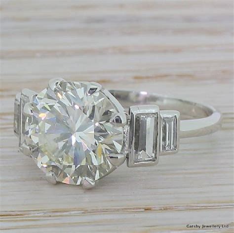 The larimer marquise diamond art deco engagement ring was lovingly hand crafted in platinum with 3/4 carat total weight. Kutchinsky 4.00 Carat Transitional Cut Diamond Engagement Ring, Dated 1947 | 279481 ...