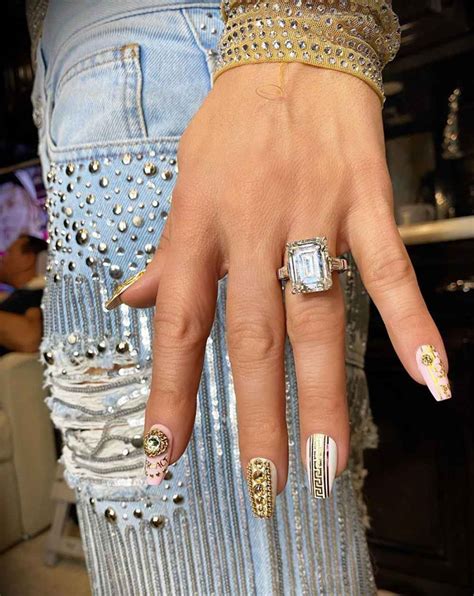 Jennifer Lopez Super Bowl 2020 Halftime Afterparty Nails Details Usweekly