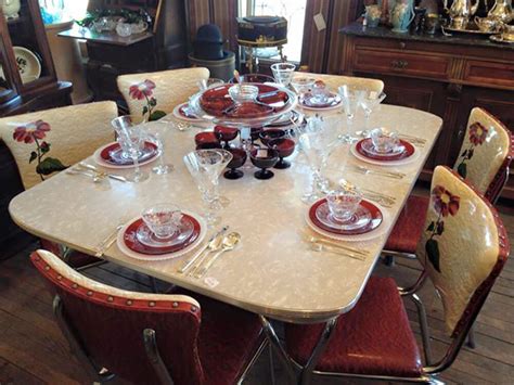 The Prettiest Vintage Red Dinette Weve Ever Seen Retro Renovation