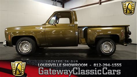 1976 Chevrolet C10 Stepside Pickup Truck Louisville Showroom Stock