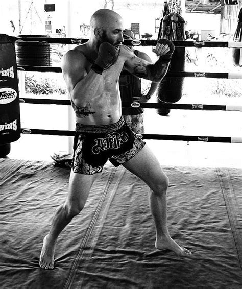 Shadow Boxing Tips For Muay Thai Beginners