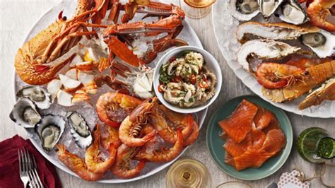 Families that spend all day together on christmas day need something a little heartier than an appetizer to tide everyone over until dinner. 5 ideas for Christmas seafood | Life and Lifestyle ...
