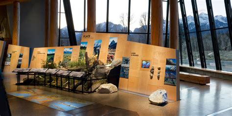 Craig Thomas Discovery And Visitor Center At Grand Teton National Park In 2020 Visitor Center