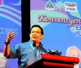 Research the wan hamzah family. Sebanaku Sarawak: Kerusi parlimen santubong mempunyai 5 ...