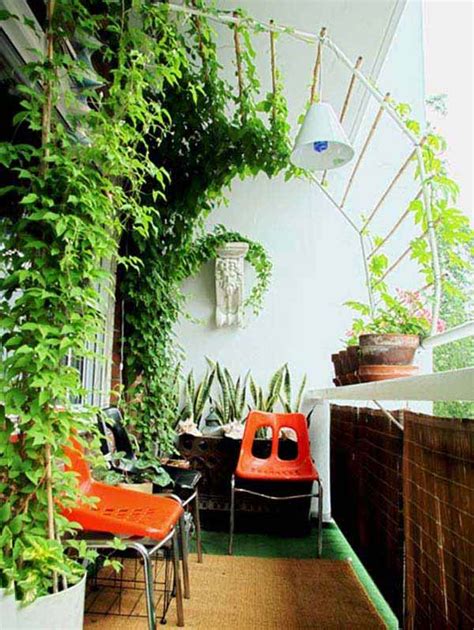 30 Inspiring Small Balcony Garden Ideas ~ Scaniaz